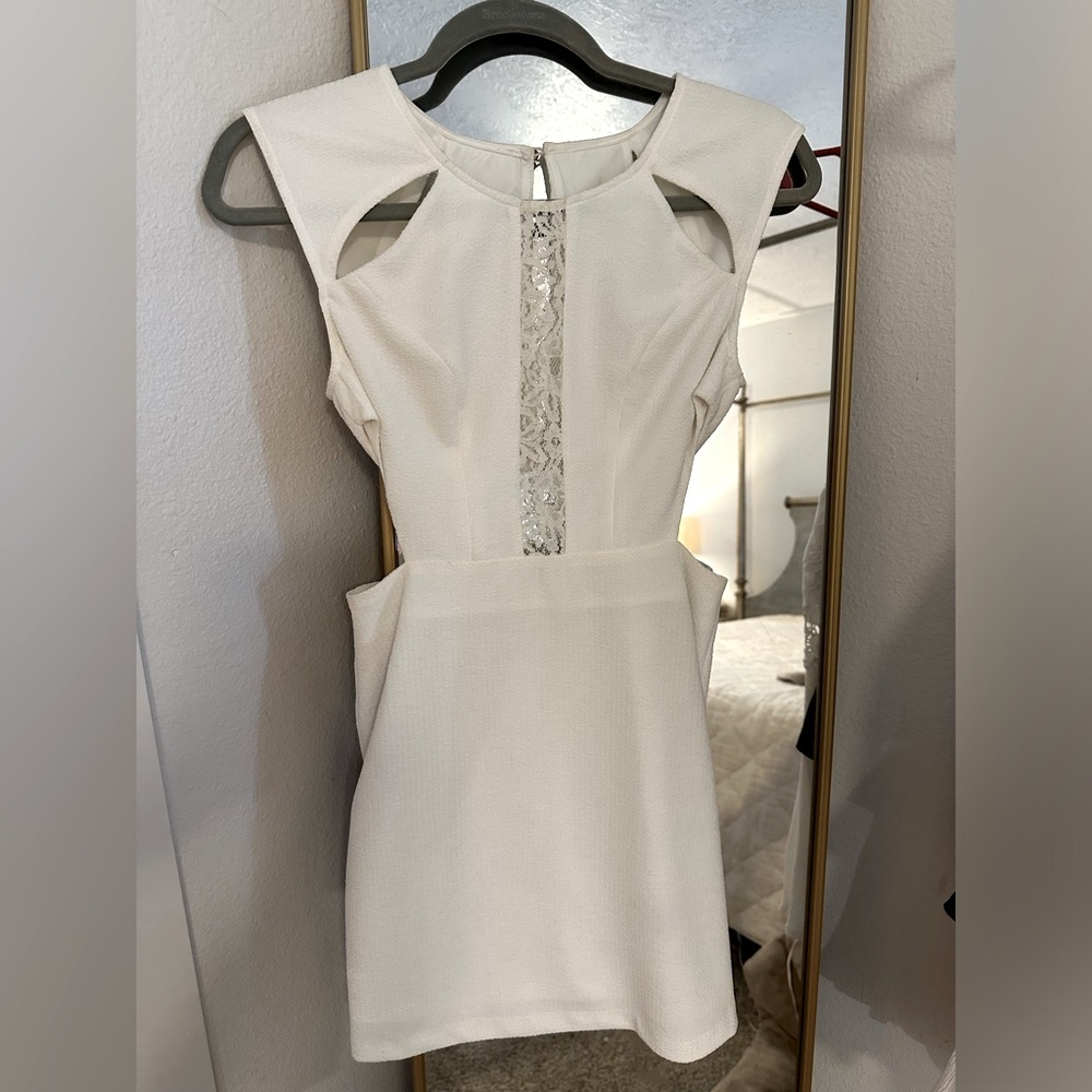 NWT white dress with lace, Arc & Co. Sold by impressions boutique